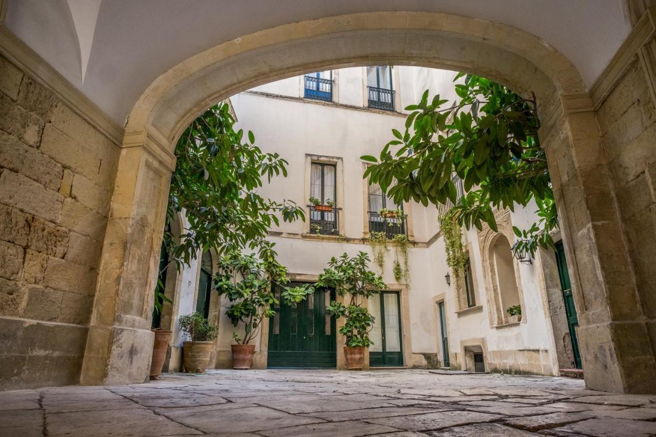 Palazzo Bernardini Suites Lecce Eksteriør bilde