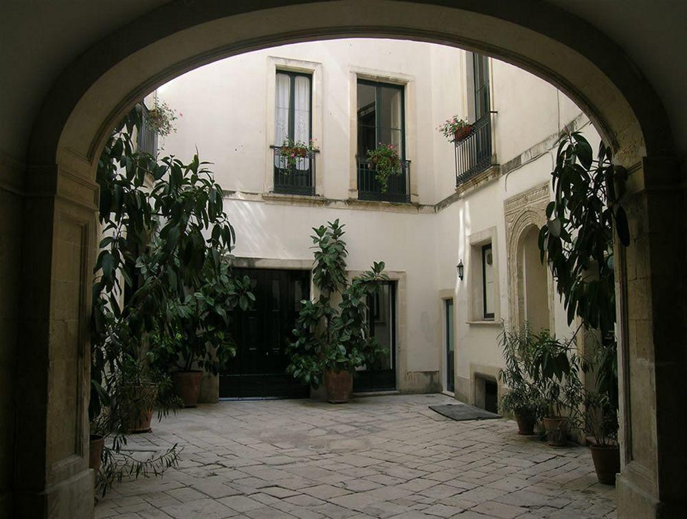 Palazzo Bernardini Suites Lecce Eksteriør bilde