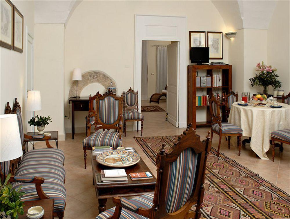 Palazzo Bernardini Suites Lecce Eksteriør bilde