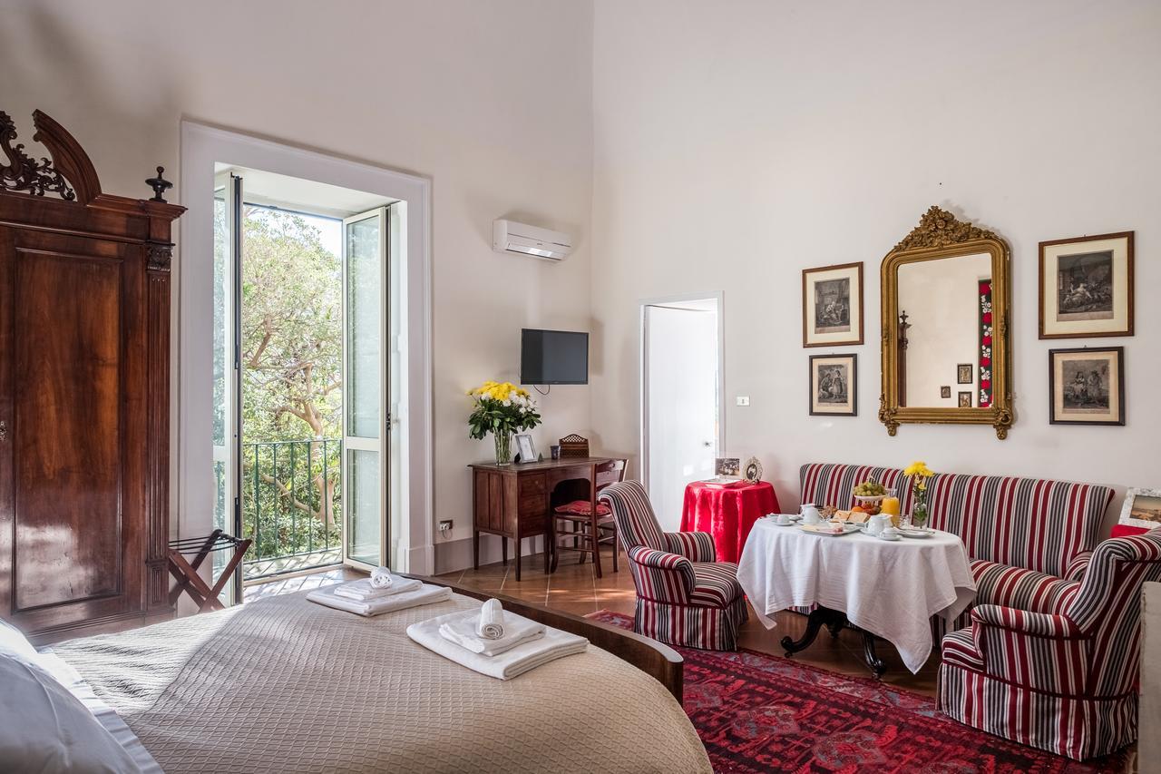 Palazzo Bernardini Suites Lecce Eksteriør bilde