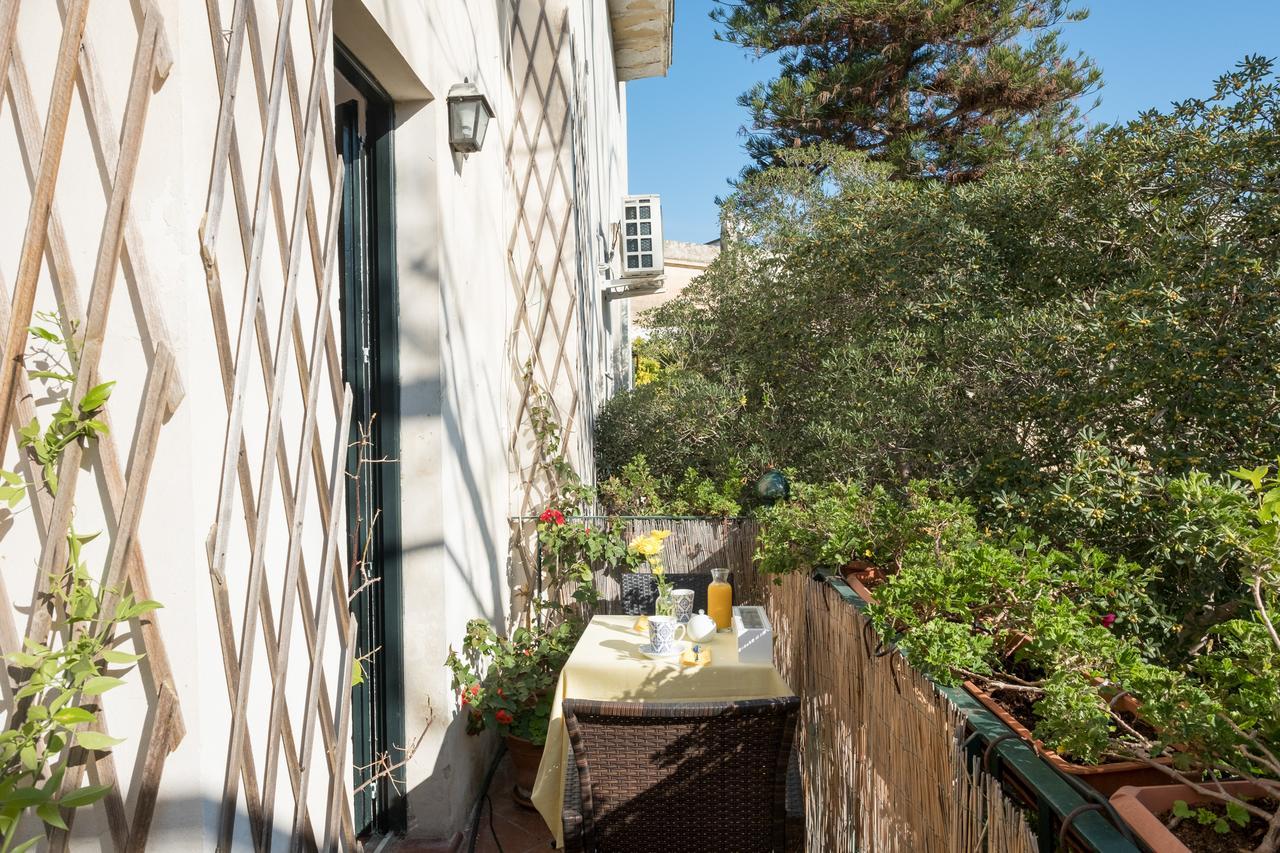 Palazzo Bernardini Suites Lecce Eksteriør bilde